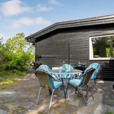 3 Bedroom Awesome In *