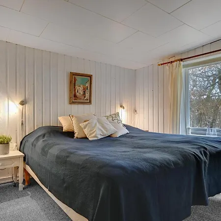 3 Bedroom Awesome In Glesborg